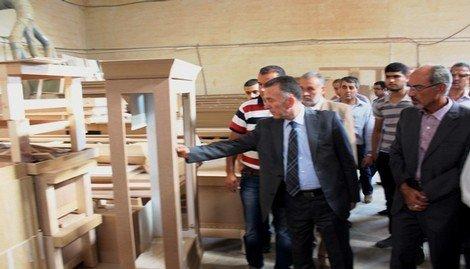 الاقتصاد: مشاورات واجتماعات عقدت مع مجموعة الدول المانحة لدعم الصناعة الفلسطينية الاقتصاد: مشاورات واجتماعات عقدت مع مجموعة الدول المانحة لدعم الصناعة الفلسطينية