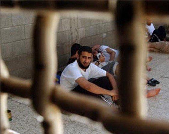 فروانة: أسرى غزة قلقون على مصير عائلاتهم وأبنائهم