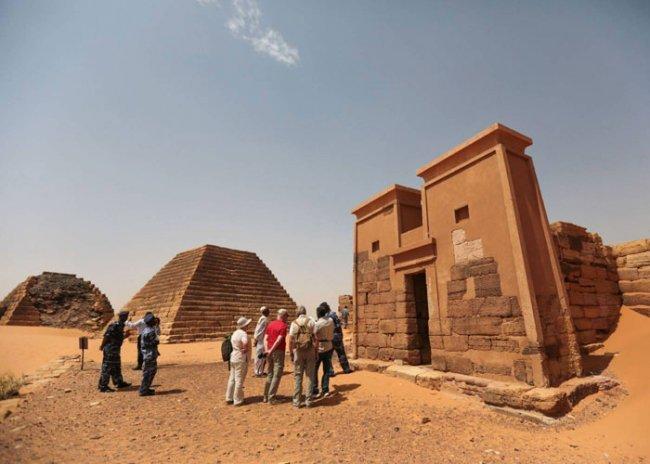 محاولة سودانية لانعاش السياحة