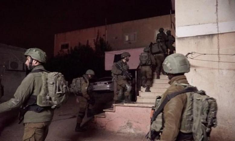 الاحتلال يعتقل 15 مواطنا من انحاء الضفة