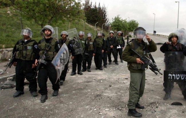 القدس: الاحتلال يقتحم مخيم شعفاط وضاحية &quot;راس خميس&quot;