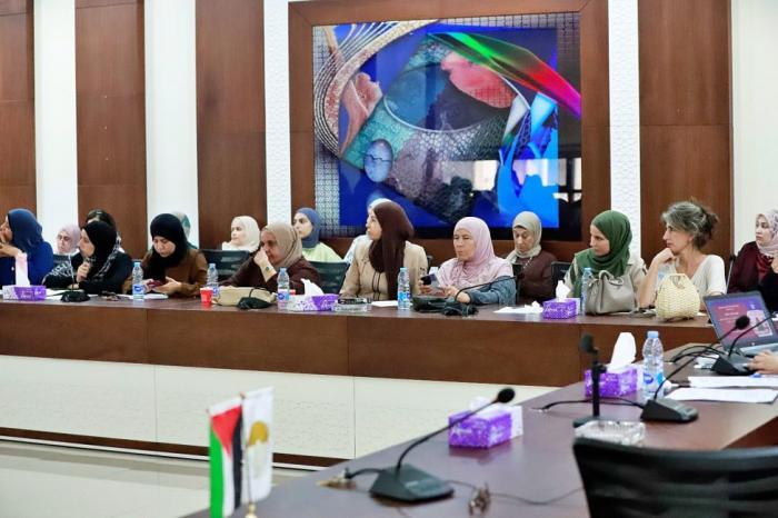 جمعية المرأة العاملة تنظم مؤتمرًا وطنيًا حقوقيًا لبحث تعزيز مشاركة النساء في صنع القرار المحلي جمعية المرأة العاملة تنظم مؤتمرًا وطنيًا حقوقيًا لبحث تعزيز مشاركة النساء في صنع القرار المحلي