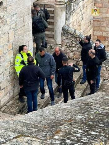 لجنة المتابعة العليا في الداخل المحتل تدين جريمة الاعتداء على كنيسة &quot;قبر مريم العذراء&quot; في القدس