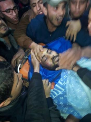 وصول جثمان الزميل الصحفي الشهيد أبو حسين إلى غزة