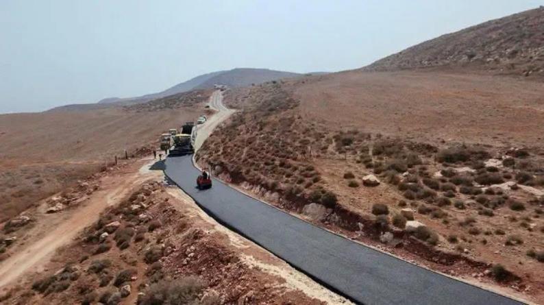 سموتريش يعلن شق طريق استيطاني يربط مستوطنة ألون موريه بالأغوار سموتريش يعلن شق طريق استيطاني يربط مستوطنة ألون موريه بالأغوار