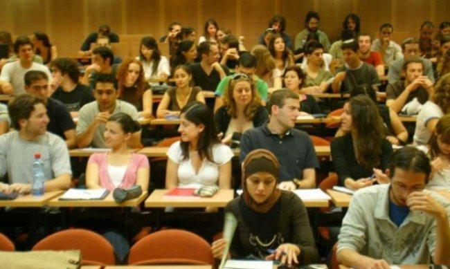 عدد الجامعيين العرب في دولة الاحتلال ارتفع بنسبة 80% خلال السنوات الأخيرة