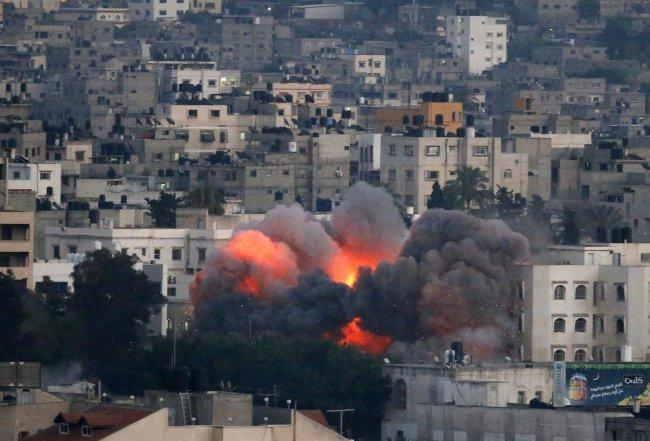 خلافات حادّة بين قادة تل أبيب حول العدوان على غزّة