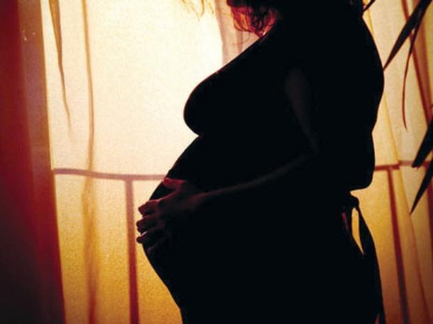 دراسة: شخير الحوامل يزيد فرصة إصابتهن بارتفاع ضغط الدم