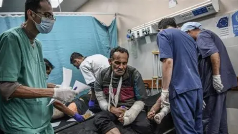 الصليب الأحمر يحذر من الوضع الكارثي في غزة ويدعو إلى إجلاء المرضى للعلاج بالخارج الصليب الأحمر يحذر من الوضع الكارثي في غزة ويدعو إلى إجلاء المرضى للعلاج بالخارج