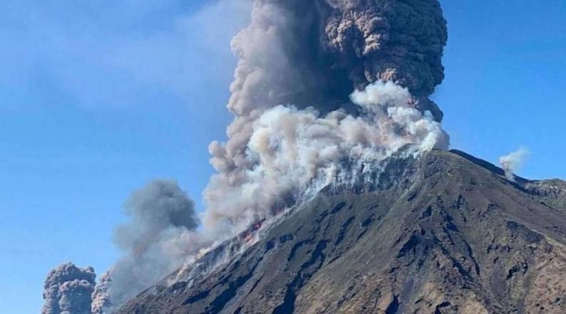 مقتل 17 شخصا في بركان نيوزلندا
