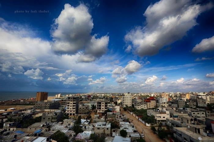 الطقس: انخفاض متواصل في الحرارة وأمطار خفيفة متفرقة الطقس: انخفاض متواصل في الحرارة وأمطار خفيفة متفرقة