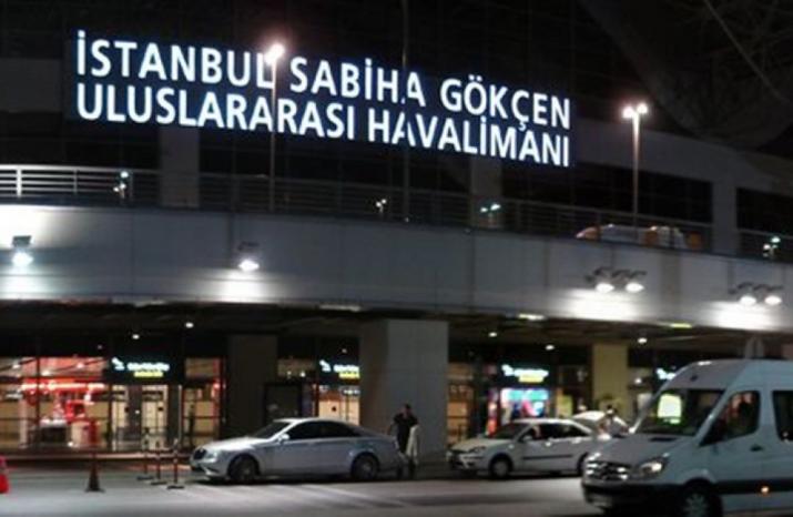 وفاة و157 إصابة بانشطار طائرة الى نصفين بعد هبوطها في اسطنبول