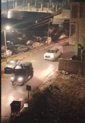 بعد ساعات من محاصرة منزل .. الاحتلال يعلن اغتيال شاب في عقربا