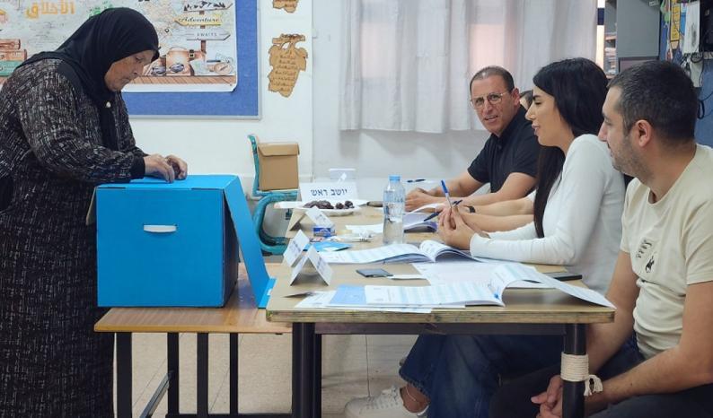 إقبال لافت على التصويت في مدينة طمرة ... آمال بتجاوز نسبة التصويت 70% إقبال لافت على التصويت في مدينة طمرة ... آمال بتجاوز نسبة التصويت 70%