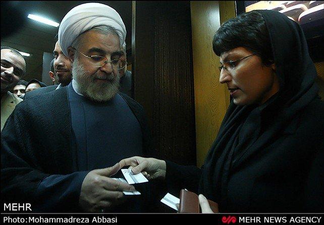 الداخلية الإيرانية: تقدم حسن روحاني في الانتخابات