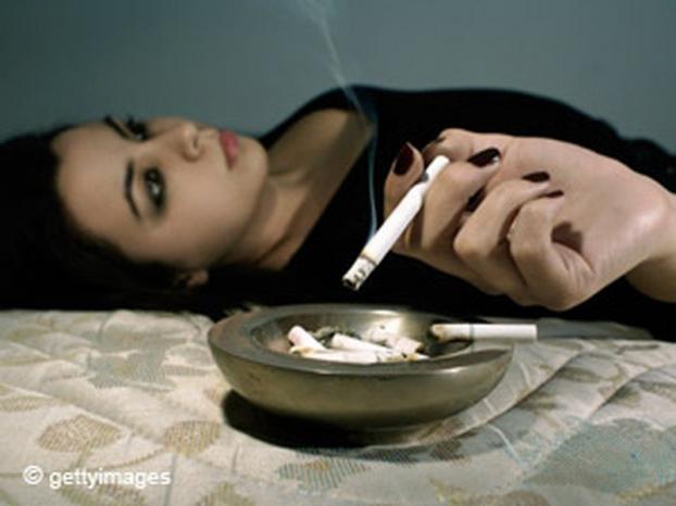 التدخين يحرمك من النوم الهادئ