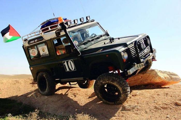 خاص لـ "وطن": بالفيديو... الخليل: منذ 15 عامًا.. هواة الدفع الرباعي بين المنافسات والعمل التطوعي خاص لـ "وطن": بالفيديو... الخليل: منذ 15 عامًا.. هواة الدفع الرباعي بين المنافسات والعمل التطوعي