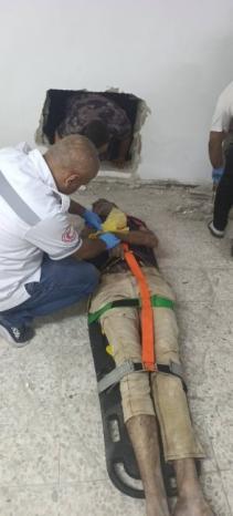 العثور على جثمان عامل من غزة داخل مقر لجنة زكاة طولكرم بعد اقتحام الاحتلال
