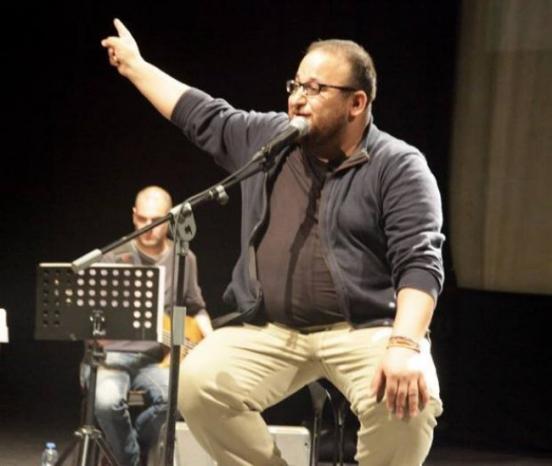 لاجئ فلسطيني من سوريا يحيي حفلات موسيقى صوفية في اوروبا