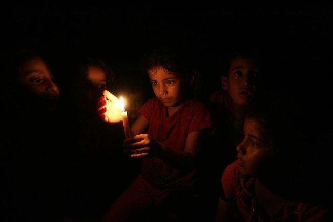 كهرباء غزة توضح حقيقة عودة جدول الثماني ساعات