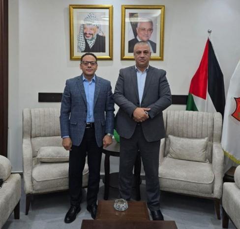 اللواء ناصر البوريني يستقبل القنصل المصري في رام الله محمد أبو جبل اللواء ناصر البوريني يستقبل القنصل المصري في رام الله محمد أبو جبل