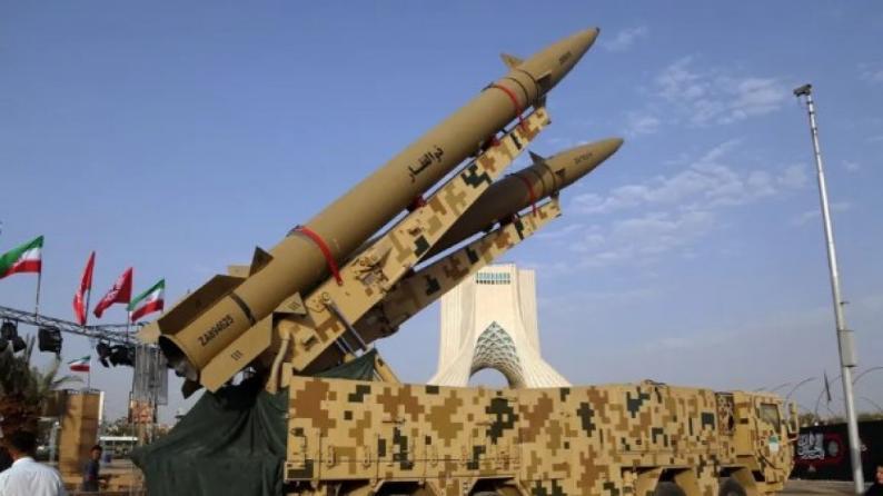 إيران تستعد لحرب شاملة وردّ بلا قيود على أي اعتداء إيران تستعد لحرب شاملة وردّ بلا قيود على أي اعتداء