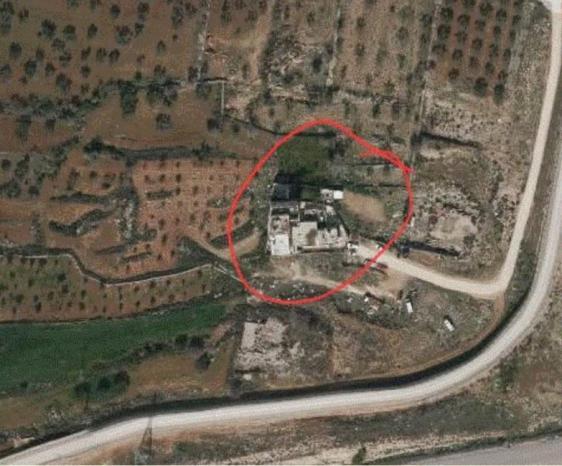 سلطات الاحتلال تُخطر بإخلاء بناية سكنية في قلنديا شمال القدس سلطات الاحتلال تُخطر بإخلاء بناية سكنية في قلنديا شمال القدس