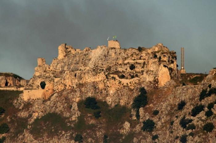إصابة جنديين من لواء جولاني في اشتباك مع عنصر من حزب الله جنوب لبنان إصابة جنديين من لواء جولاني في اشتباك مع عنصر من حزب الله جنوب لبنان