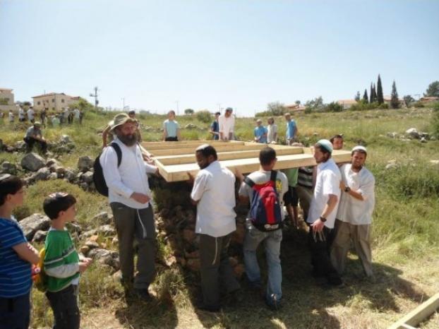 نابلس: مستوطنون يقتحمون المنطقة الأثرية في سبسطية