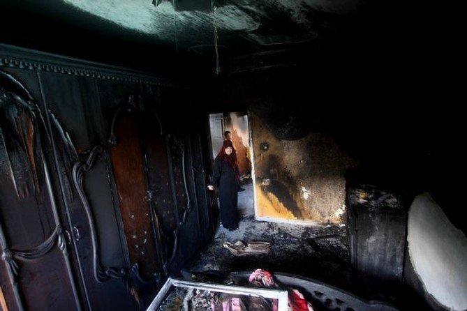 وفاة طفل ثالثٍ بحريق منزل عائلة أبو طير