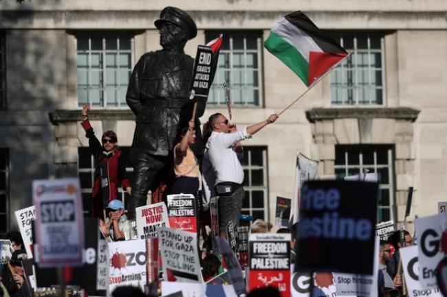 جماعات بريطانية تتصدى لمحاولات إسكات الخطابات المؤيدة لفلسطين في المملكة المتحدة
