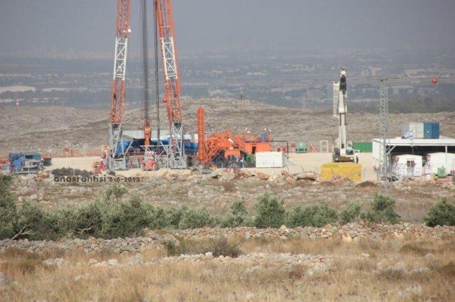صندوق الاستثمار والحكومة توقعان اتفاقية لتطوير حقل "رنتيس" للبترول صندوق الاستثمار والحكومة توقعان اتفاقية لتطوير حقل "رنتيس" للبترول