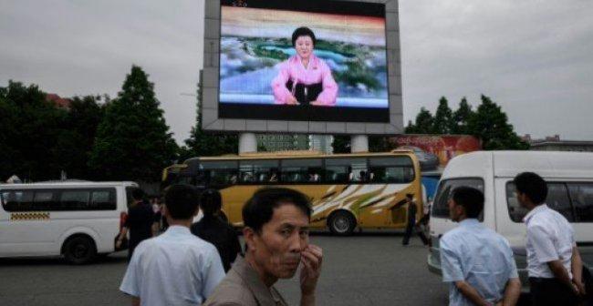 التلفزيون الكوري الشمالي يحتفي بكيم &quot;القائد العالمي&quot;