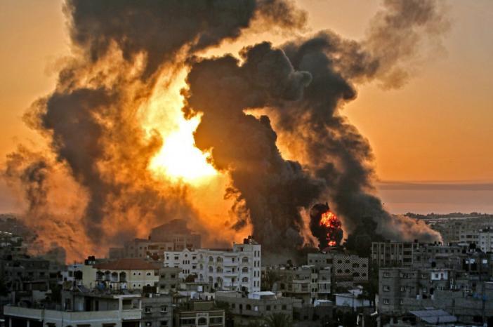 5 شهداء وإصابات جراء استمرار القصف الإسرائيلي على غزة