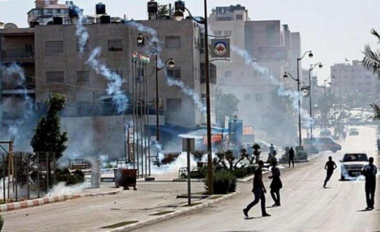 الاحتلال يقمع مسيرة طلابية في بيت لحم