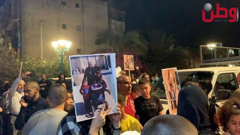 اللد: مسيرة احتجاجية على إغلاق ملفّ التحقيق في استشهاد الشاب موسى حسّونة اللد: مسيرة احتجاجية على إغلاق ملفّ التحقيق في استشهاد الشاب موسى حسّونة