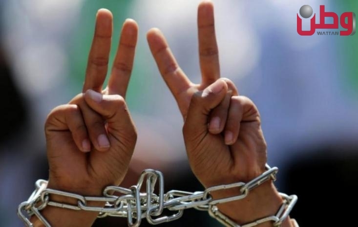 الاحتلال يفرج عن الأسير عبد الغني إنشاصي من خان يونس بعد اعتقال دام 20 عاما