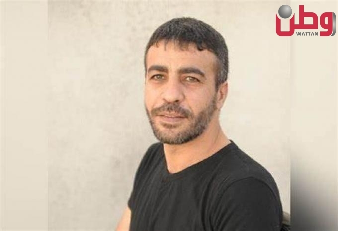 الأسير ناصر أبو حميد في غيبوبة منذ 11 يوماً