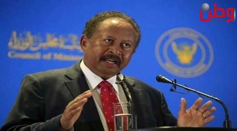 نقل رئيس وزراء السودان حمدوك إلى مكان مجهول