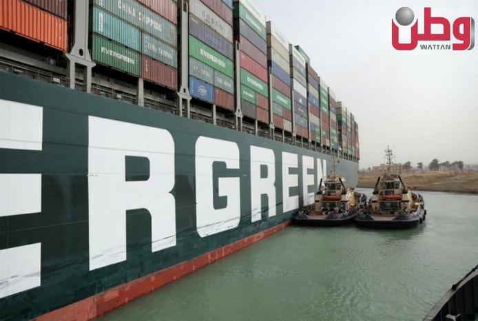 "إيفرغيفن" تعود إلى قناة السويس "إيفرغيفن" تعود إلى قناة السويس