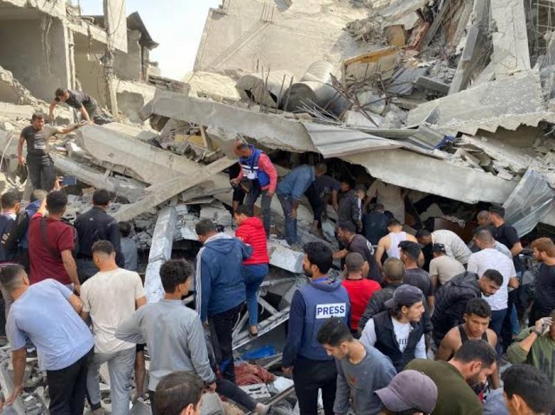 إصابة سيدتين برصاص الاحتلال في مخيمي النصيرات والبريج وسط غزة