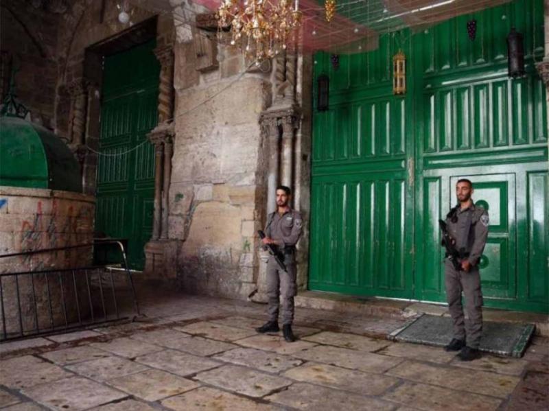 الاحتلال يغلق باب المغاربة بالقدس بعد اقتحام 1500 مستوطن للأقصى