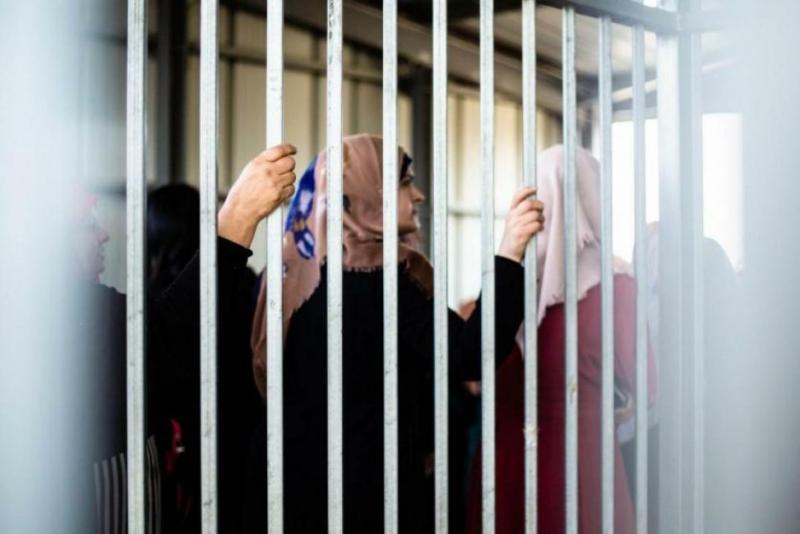 الاحتلال يصعد سياسات القمع والتجويع والإهمال ضد الأسيرات
