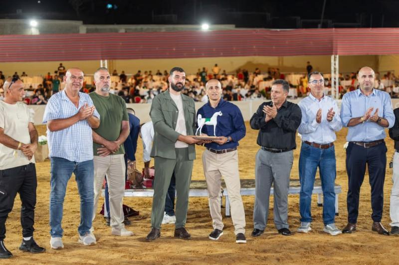 روابي تختتم بطولة الإنتاج المحلي بمشاركة أكثر من 300 خيل عربي أصيل وبمشاركة جماهيرية واسعة