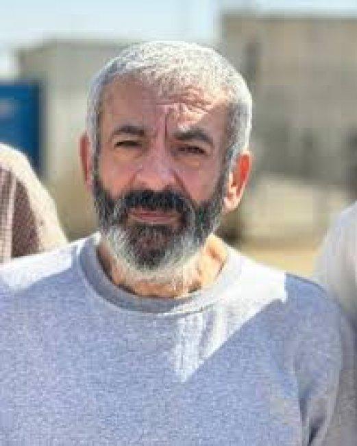 الاحتلال يقتحم منزل الصحفي سمودي ويعتدي على ابنه