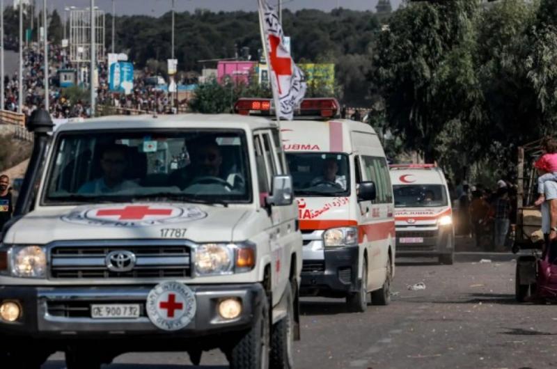 الصليب الأحمر يعود إلى سجون الاحتلال بعد 3 أعوام من المنع.. ماذا جرى خلف الأبواب المغلقة؟