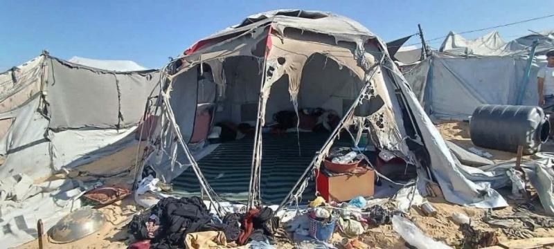 وفاة طفلتين إثر حريق اندلع في خيمة للنازحين بمواصي خان يونس