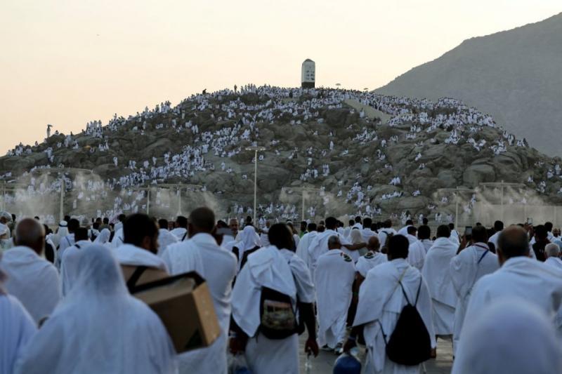 الأوقاف تجري قرعة الحج للمحافظات الشمالية وتؤكد العمل لتمكين حجاج غزة من أداء الفريضة